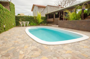 Norte Suítes, estúdio para casal com piscina e churrasqueira, 10 min da Praia N1364